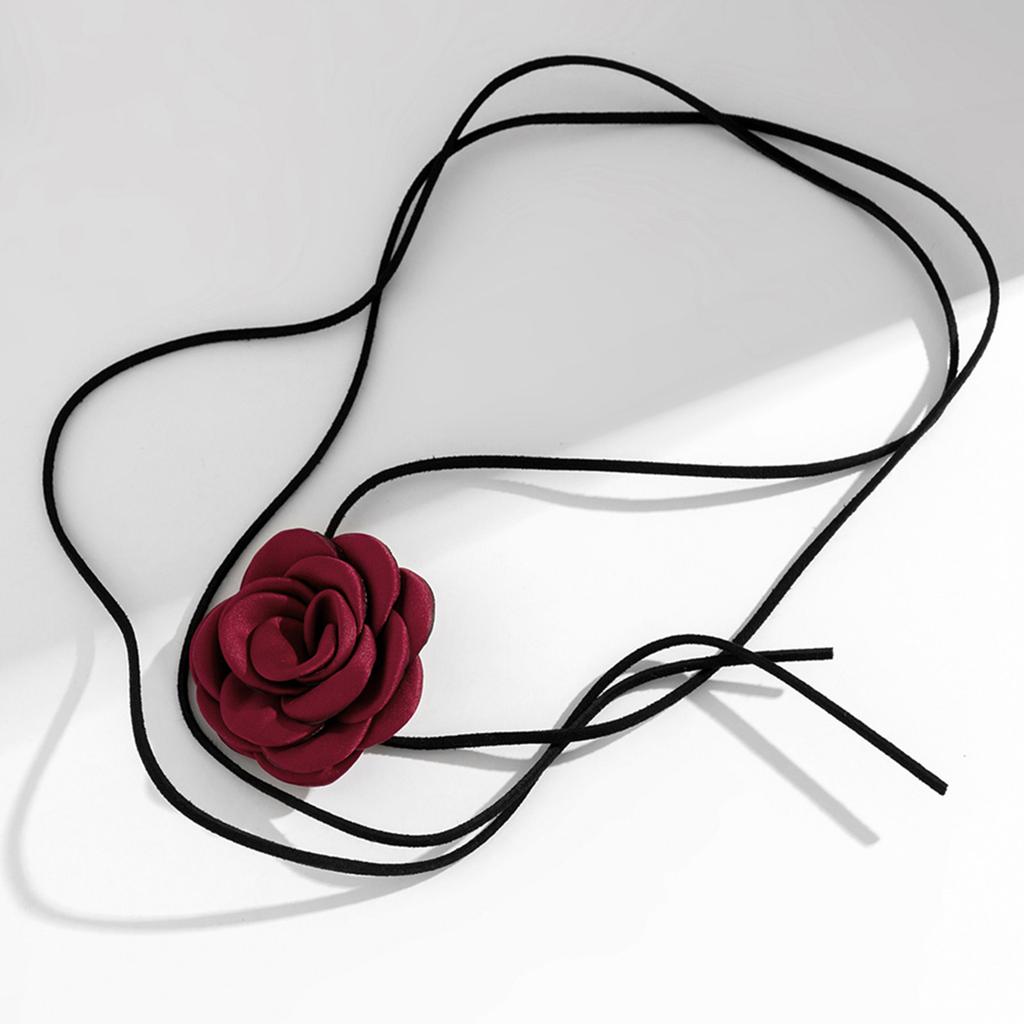 European and American Novel Simple Big Rose Pendant All-match Clavicle Chain