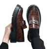 Spring and Autumn Platform Business Loafers Men's Fashion Glossy Leather Shoes Men's Large Size British One-pedal Men's Shoes
