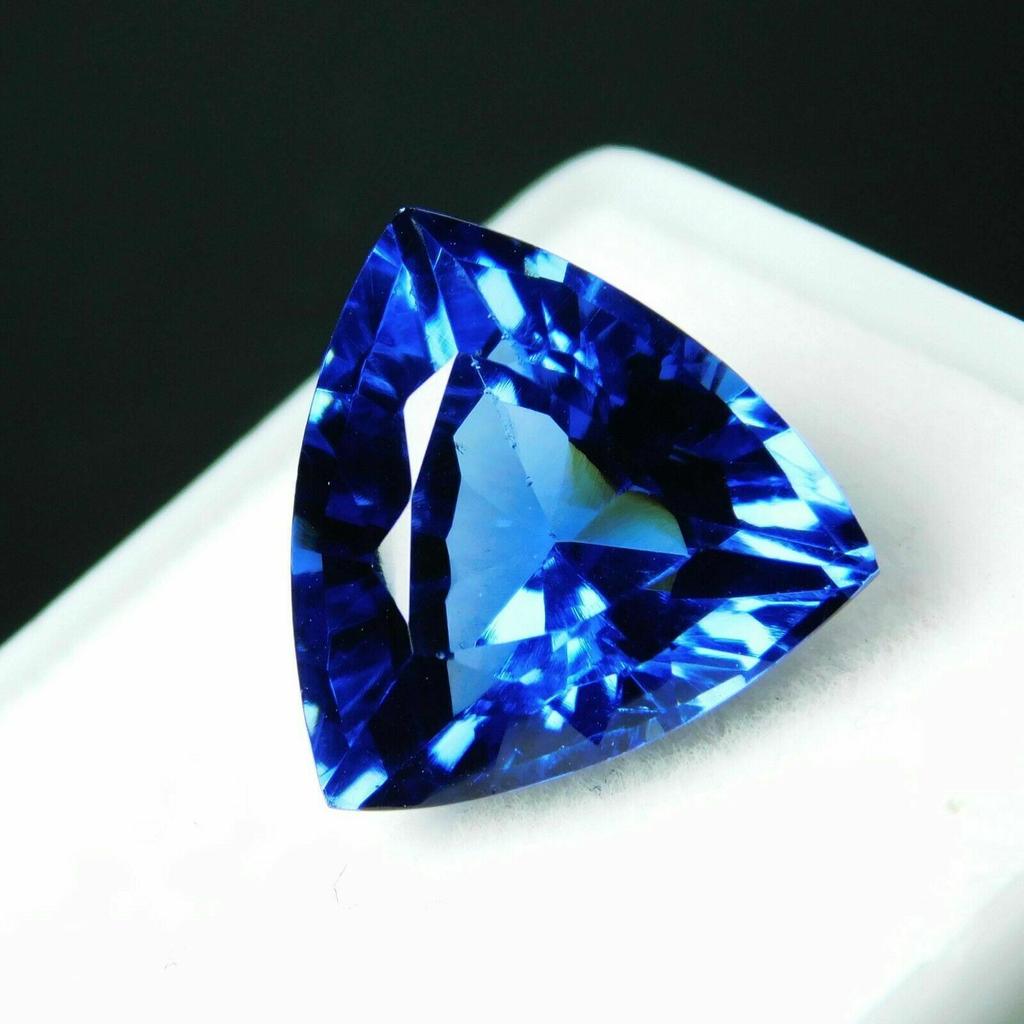 Natural Blue Tanzanite Loose Gemstone 7.10 Ct Trillion Cut for Jewelry Making and Gem Collections