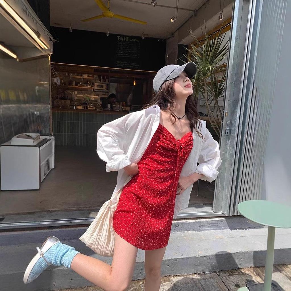 Retro Spicy Girl Red Pleated Spaghetti Strap A-Line Mini Dress - Women's Summer Vacation Slimming Waist Style