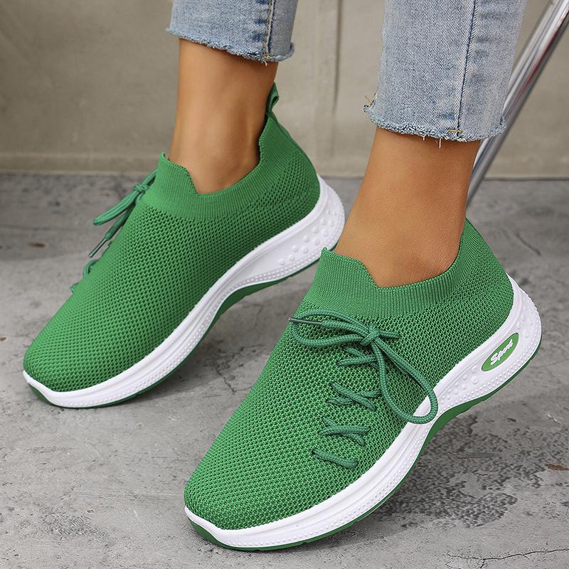 Fashion Breathable Knitted Sneakers for Women Green Lightweight Slip On Running Shoes Woman Comfort Non Slip Casual Sport Shoes