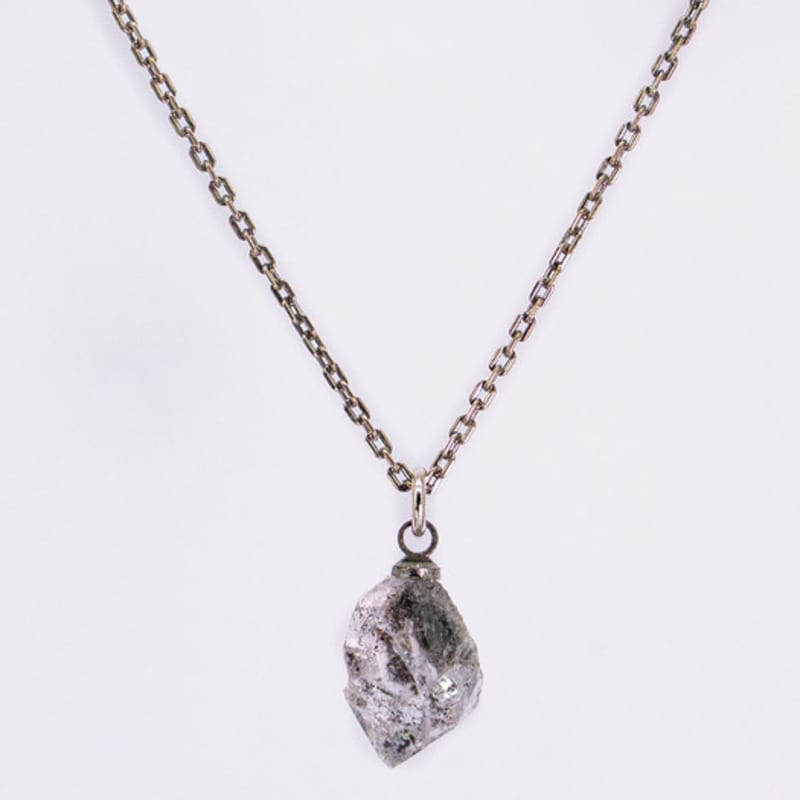 HARANG HR 314N _Diamond Quartz Necklace