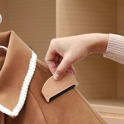 Ev Temizleme Araçları – Kıyafet Temizleme Silindir ve Fırçaları