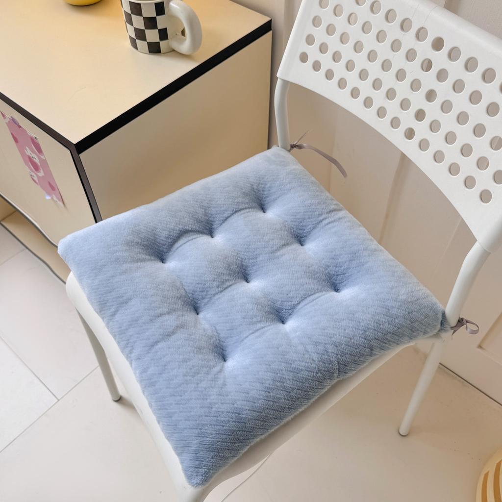 Thick Anti Slip Seat Cushion, Office Sedentary Personnel, Student Household Plush Seat Cushion