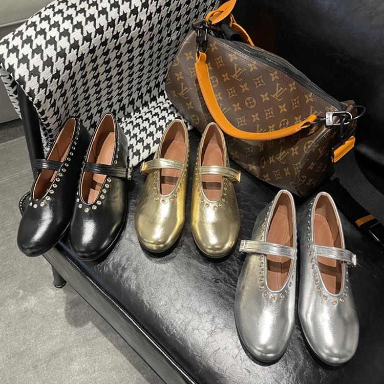 Spring and Summer Metal Rivet Mary Jane Single Shoes Women's Leather Round Head Flat Bottom One Word with Retro Ballet Shoes