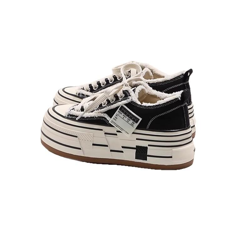 Thick-soled lace-up versatile canvas shoes women's 2025 new casual style beggar rough edge round head casual sports shoes