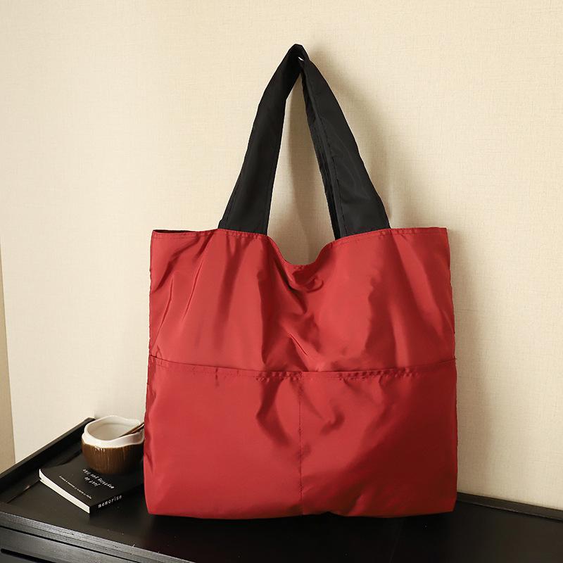Japanese-Style Foldable Cloud Bag: Portable, Large-Capacity, Waterproof Shoulder & Handheld Grocery Bag with Zipper.