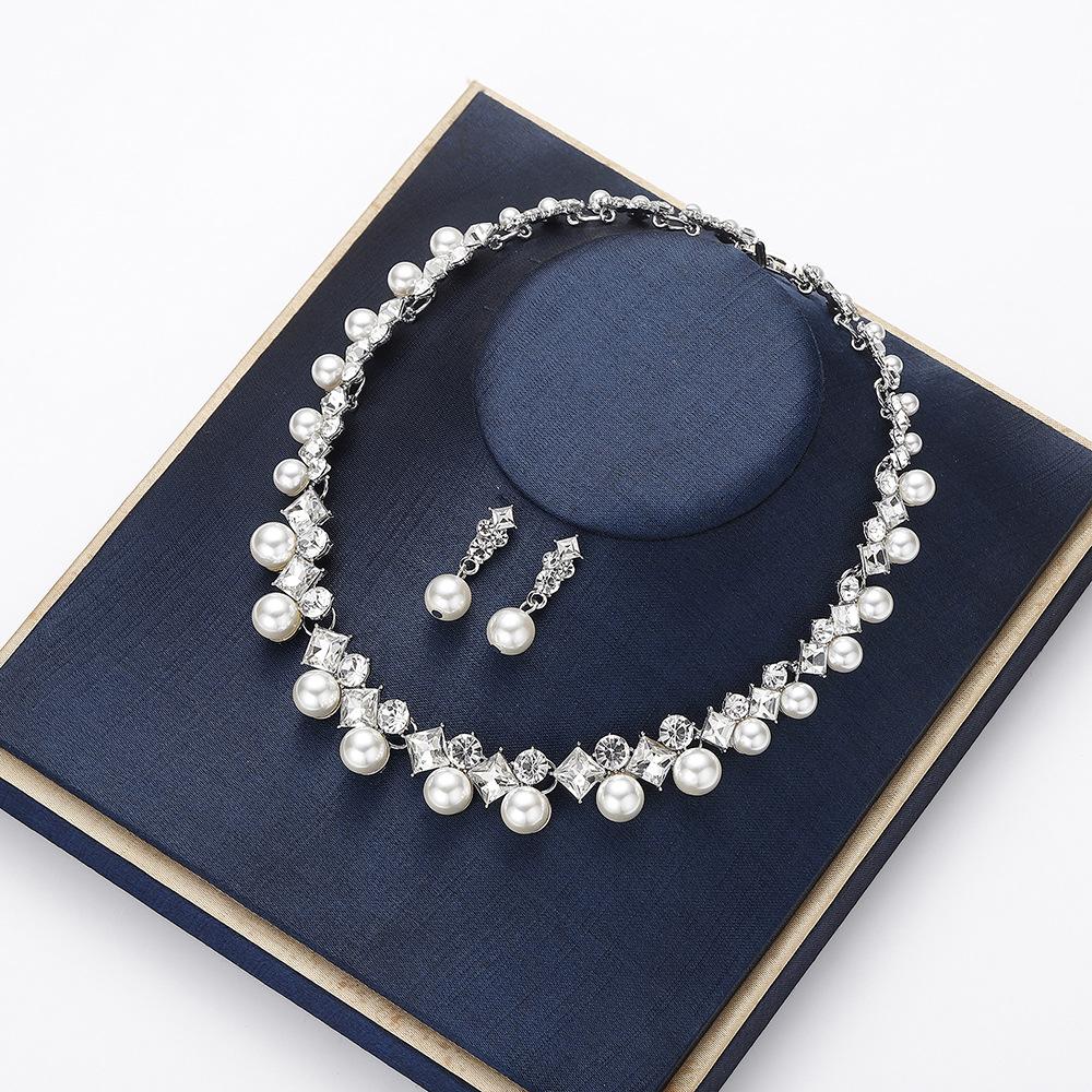 Earrings Jewelry Set Shiny Pearl Jewelry Set Rhinestone Necklace Set Eye-Catching Luxury Wedding Jewelry For Banquet Gift