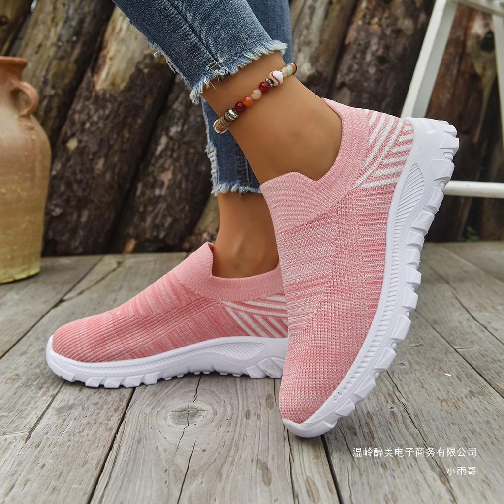 Foreign trade summer fly-woven mesh breathable low-top single shoes women's lightweight soft-soled middle-aged and elderly knitted lazy loafers