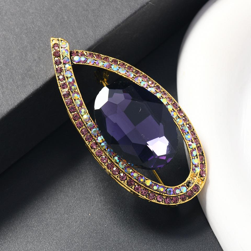 

Елегантна брошка-вінок з квіток баухінії - Ретро, інкрустована діамантами, вишуканий аксесуар