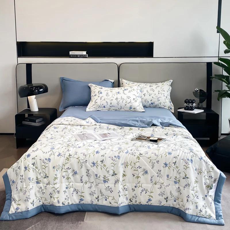 WOODPECKER Summer Quilt