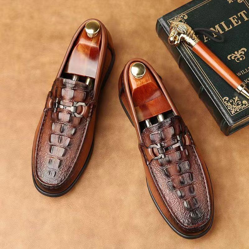 Leather men's shoes spring new trend men's leather shoes soft sole one pedal versatile business casual shoes