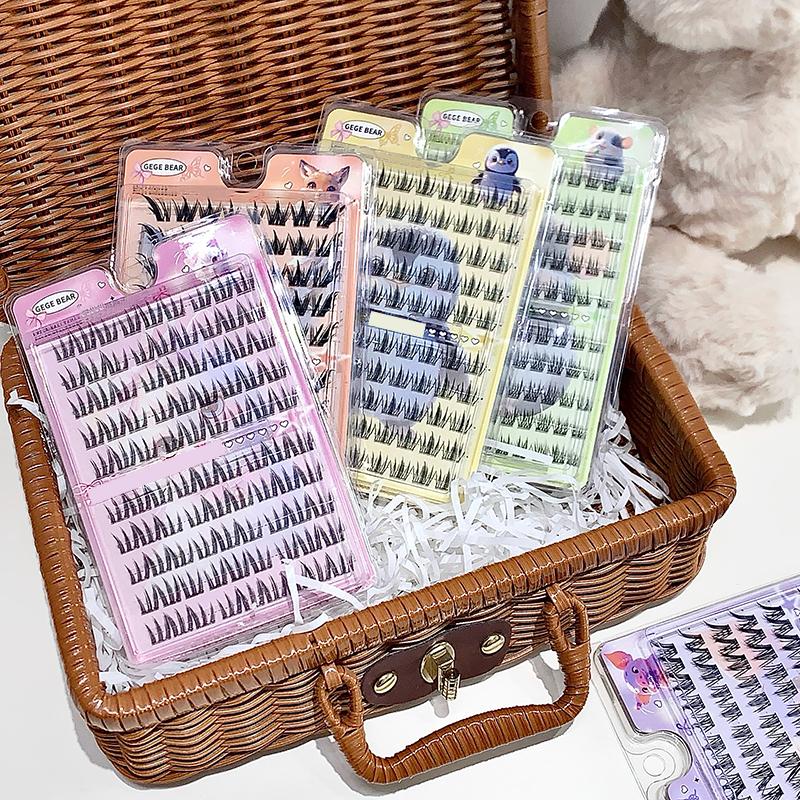 Gegebear 10 Rows Glue-Free False Eyelashes Comic Eye Style Natural Curling Lashes Easy To Wear Perfect for Beginners