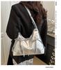 Korean Fashion Bow Tote: Spacious, Stylish & Versatile Ladies' Backpack for Spring 2025