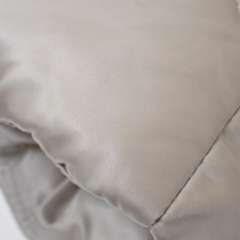 Moncler H20931A0013559685 1 Down Jacket Gray Nylon Women