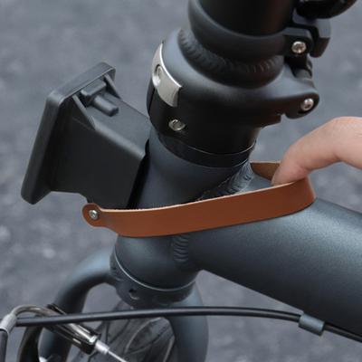 Tahací pásek z umělé kůže pro nosič bloků skládacího kola Brompton, rukojeť z falešné kůže pro rychloupínací blok nosiče jízdního kola s klíčem