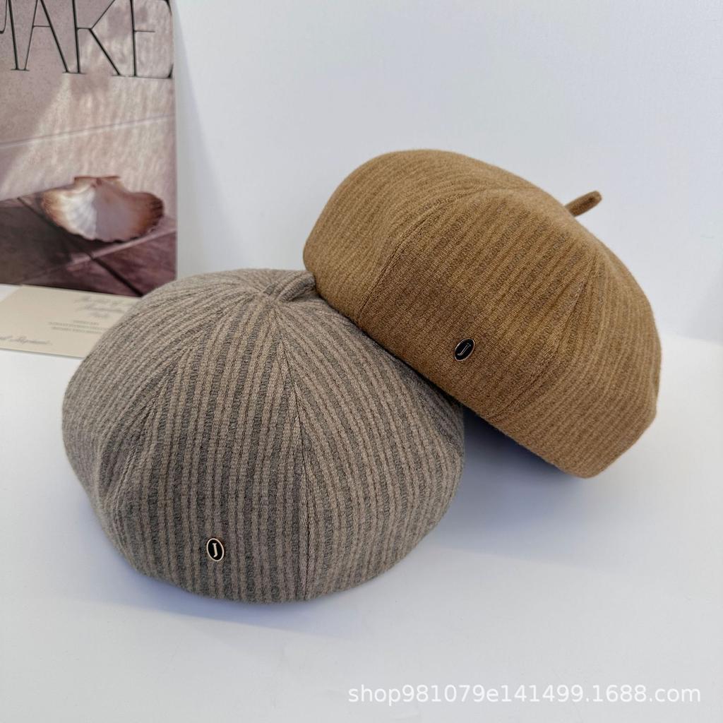 Vintage versatile knitted striped letter label beret female autumn and winter advanced painter hat showing face small pumpkin hat tide
