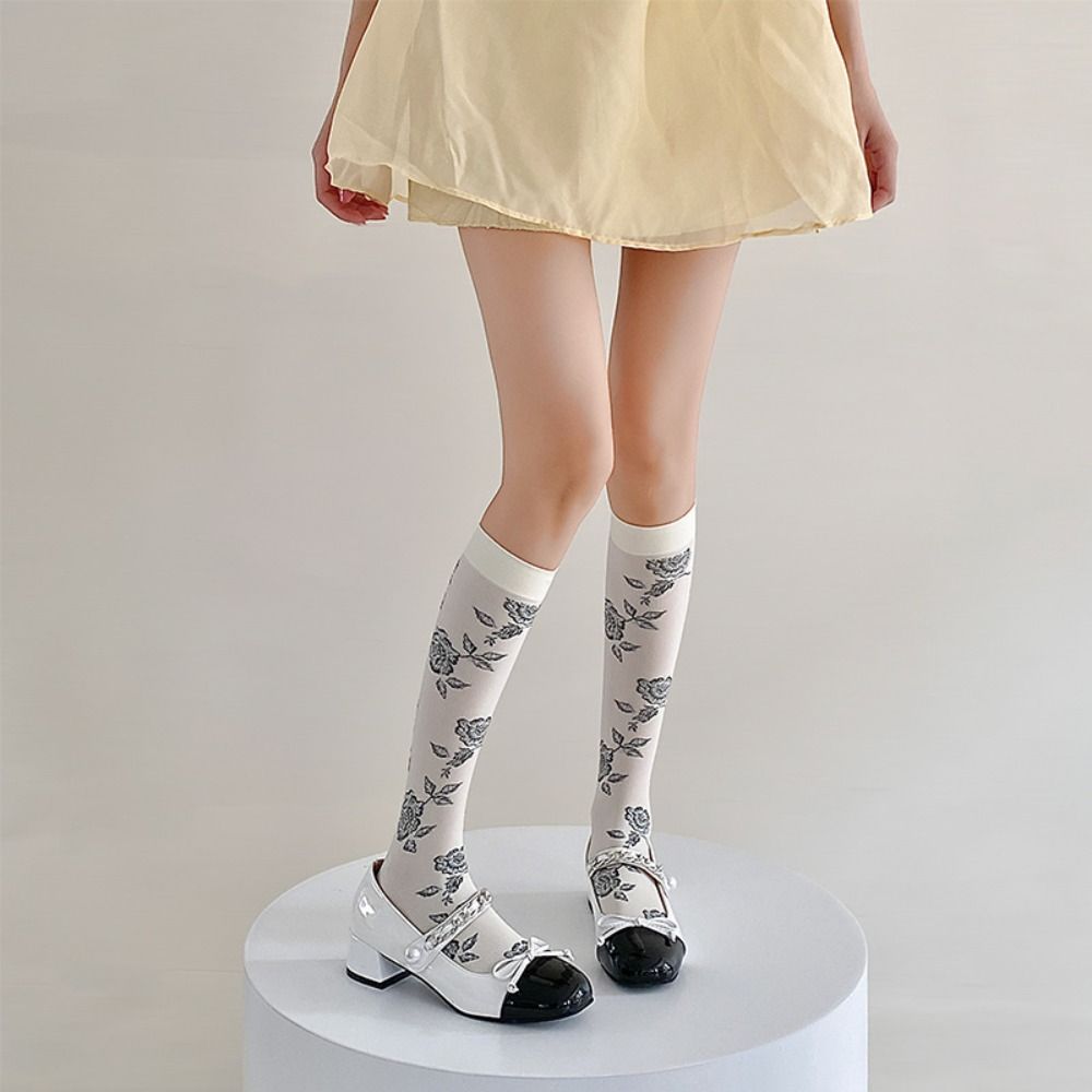 2Pairs Lolita JK Retro Rose Stockings Ultra-thin Stockings for Women Sweet Flower Stockings Lady