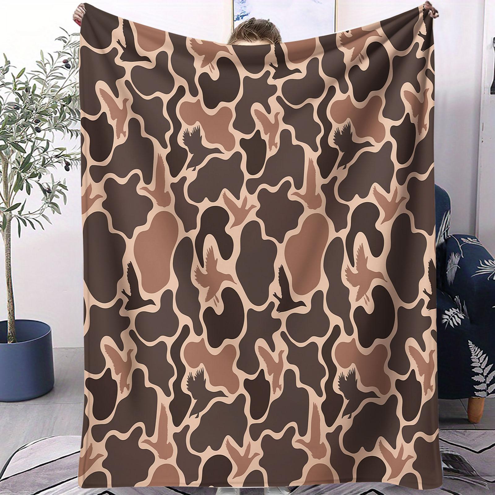 Camo Duck Hunting Throw Blanket Soft Camouflage Outdoor Blanket for Hunters Cozy Home Decor Camping Blanket Blankets for Beds 100x150cm