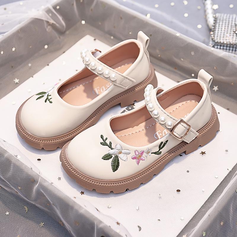 Girls' Retro Embroidered Leather Shoes - Spring/Autumn 2025 Trend, Closed-Toe, Soft Sole, Fashionable and All-Match.