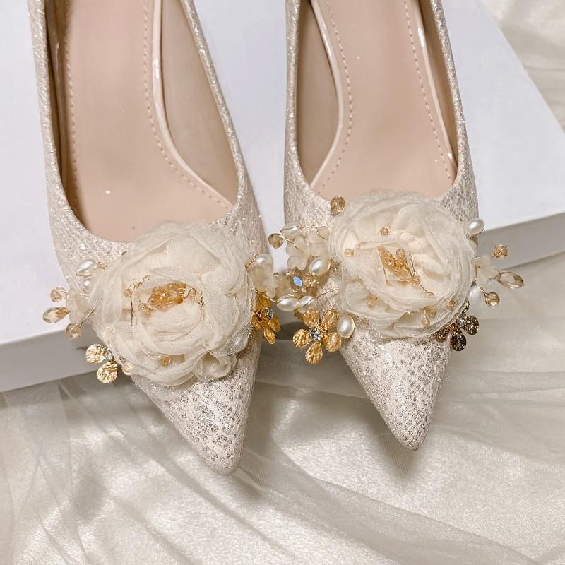 Fashion Banquet High-heeled Shoes Pointed Head Shallow Mouth Beaded Lace Flower Set Foot Non-slip Wear Fine Heel Shoes