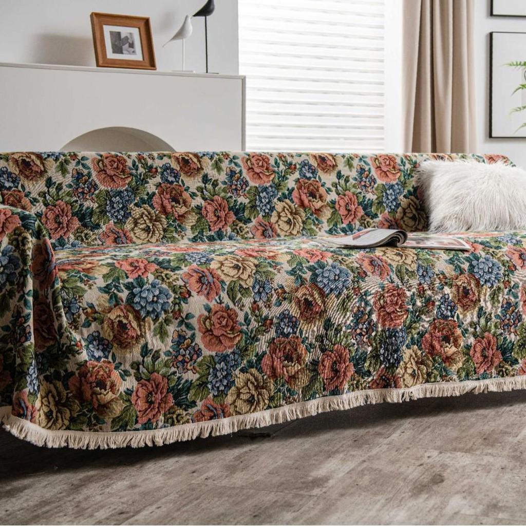 American Retro Non-Slip Stain-Resistant Jacquard Tassel Sofa Cover