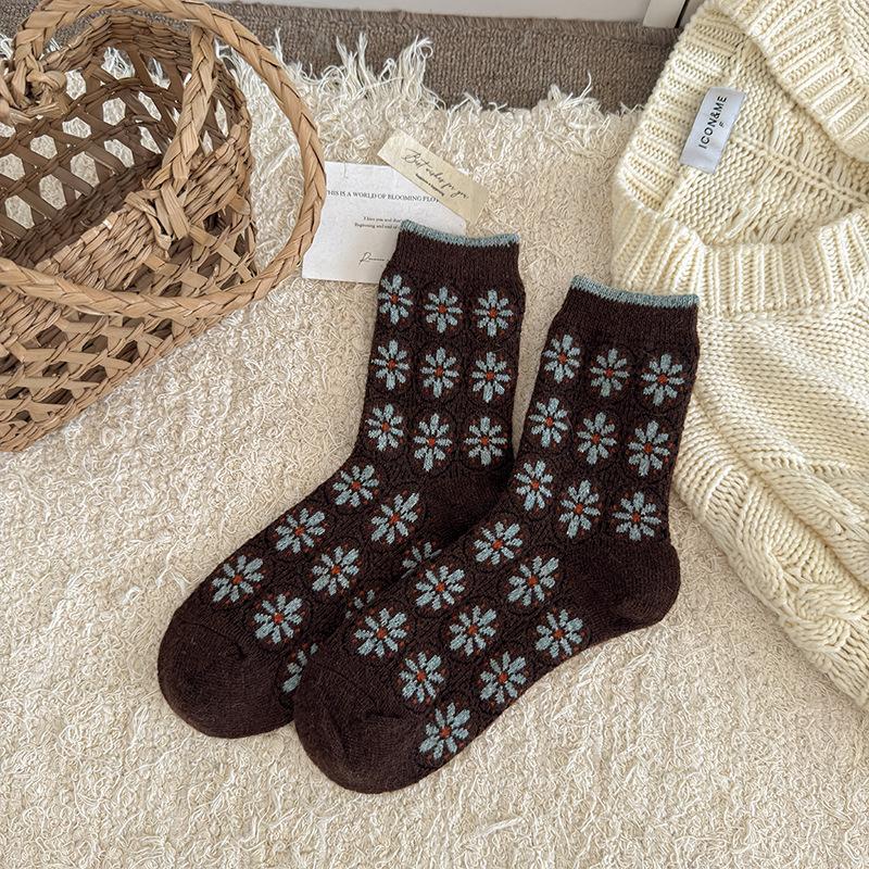 

Winter and Autumn Mid-length Wool Women s Stockings - Cute and Fresh Princess Lace Thermal Pile Stockings 1 pair