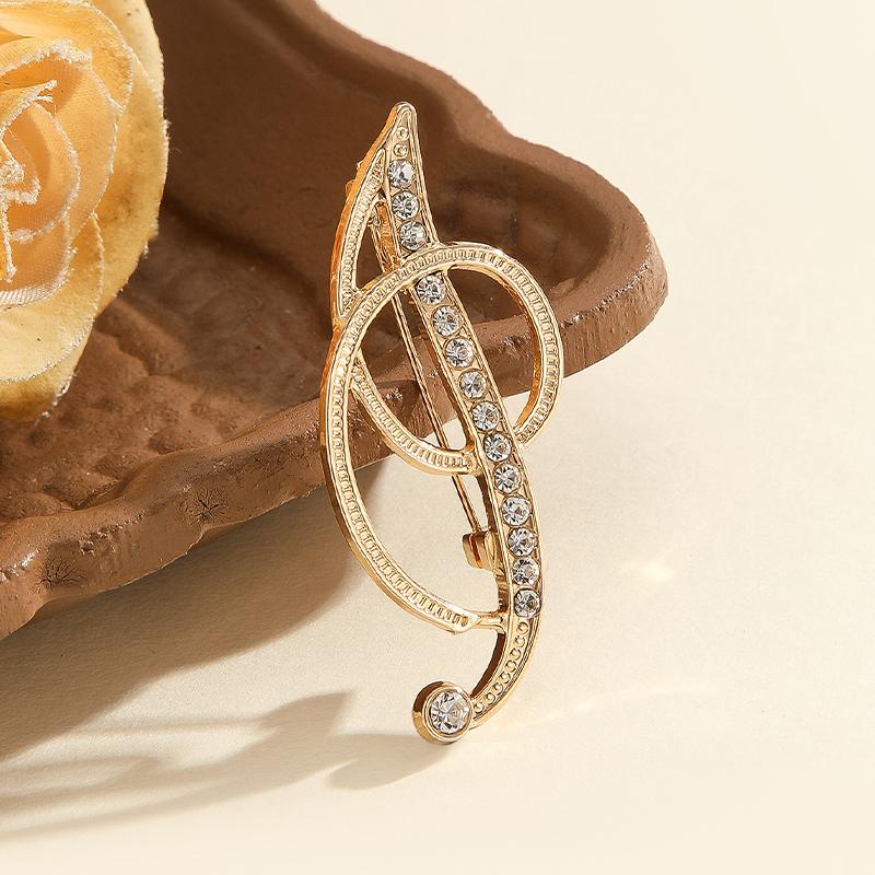 1pcs Crystal Rhinestone 26 Letters Women Collar Brooch Elegant Temperament Pin Jewelry