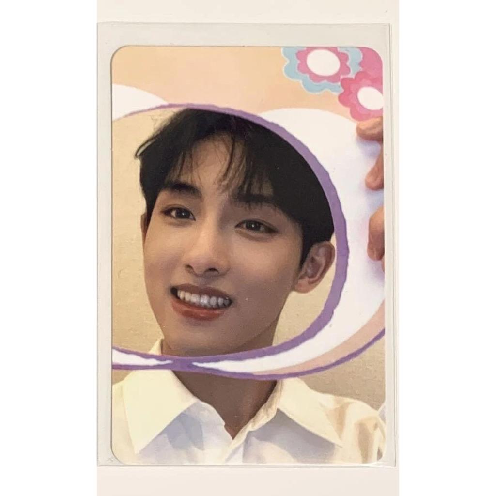NCT X SANRIO CHARACTERS OFFICIAL PHOTO CARD B Ver. SELFIE / CHARACTER