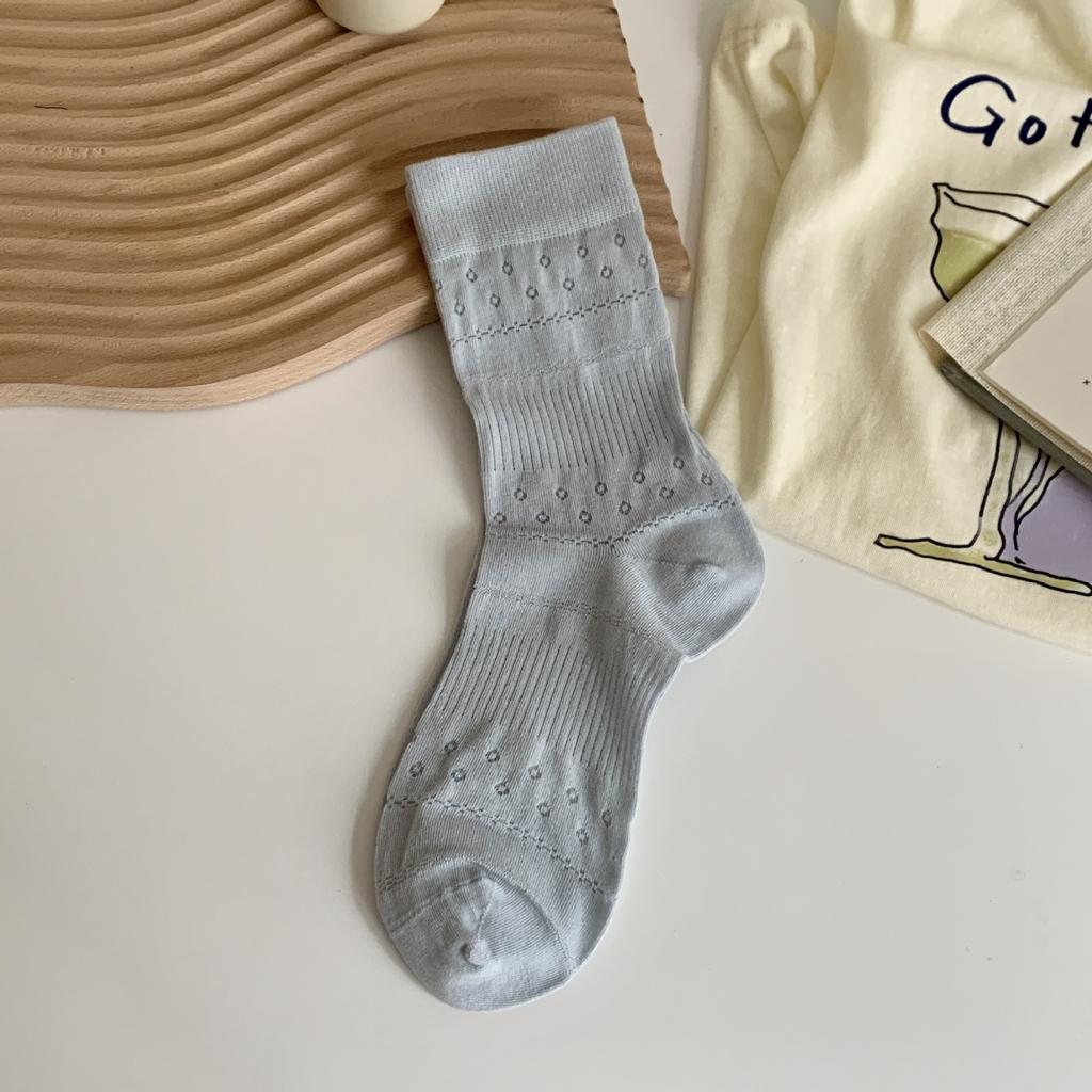Korean Summer Thin Socks Vertical Strip Love Mesh Carved Air Tube Socks Breathable And Simple Solid Color Stacked Socks