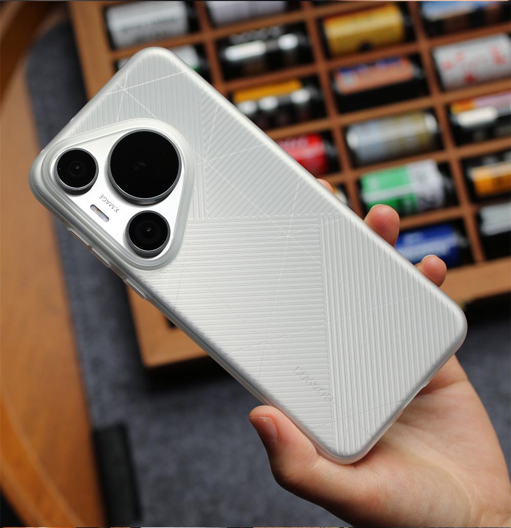 

Huawei Pura 80 70 Pro Нескользящий Защищающий от отпечатков пальцев Ударопрочный Бампер Ультра Роскошный Геометрическая Полоса ПК Матовый Прозрачный Чехол Huawei Pura 70 Pro+ белый