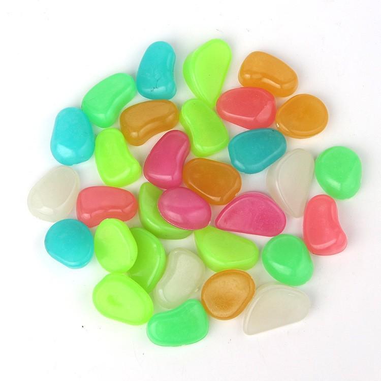 2.7cm Luminous Fluorite Pebbles for Garden, Aquarium, and Fish Tank Landscaping (3g)