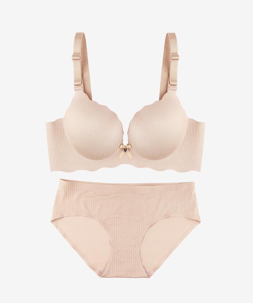 Keulasiang 4Cm Fantasia Volume Bra + Panty Set