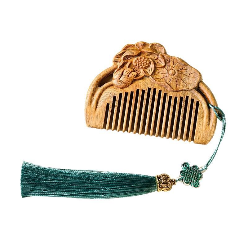 Green sandalwood comb with vintage-style carved lotus design, mini portable hair comb, holiday gift, supports engraving, suitable for a girlfriend