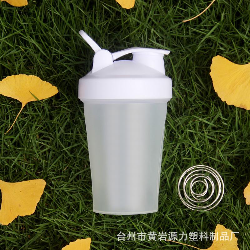 Спортивная чашка для смешивания протеинового порошка с водным коктейлем, 400 мл, шейкер для протеинового порошка с весами и ручкой 400ml белый
