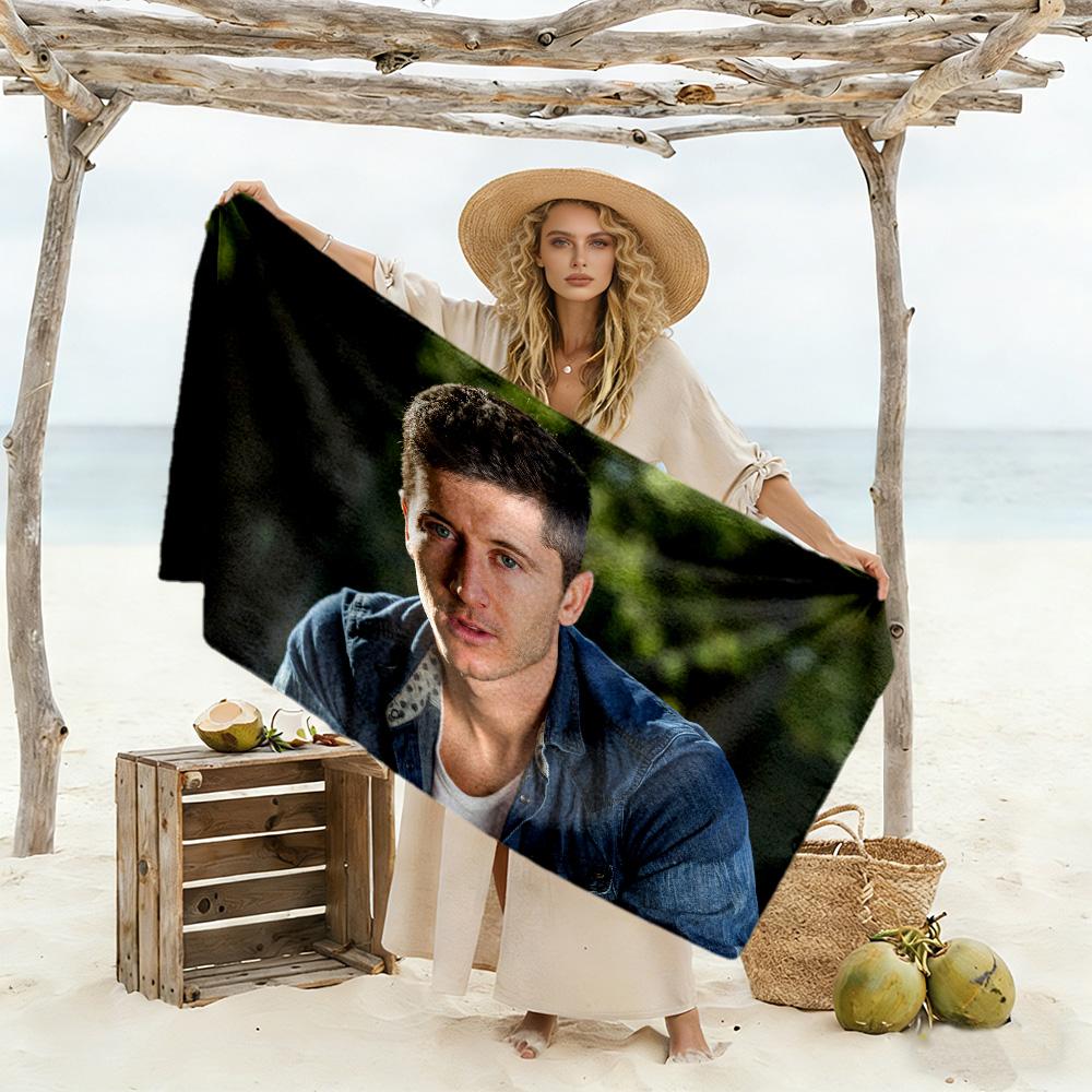 Robert Lewandowski Celebrates Goal Beach Towel Quick-Dry Soft Microfiber Comfortable Lightweight
