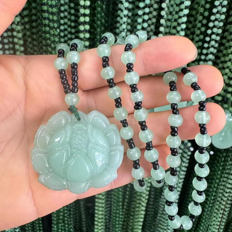 Imitace aventurínu Svetrový náhrdelník - Design zelí Guanyin od značek Wu Shi a Dragon & Phoenix