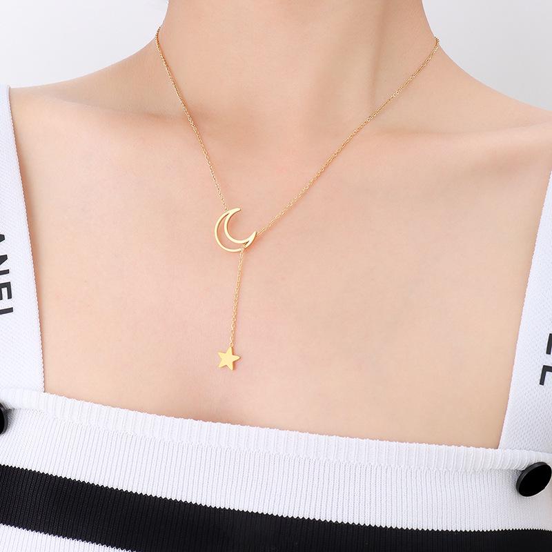 Star Moon Mini Pendant Necklace - European & American Ins Style In Stainless Steel & Titanium Clavicle Chain P315