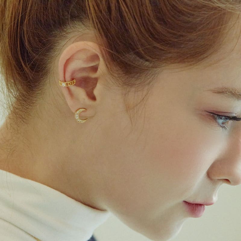 Shertz Starry Moon Cubic Earring (14k)