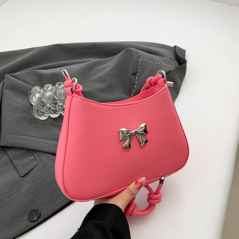 Winter New Personalized High-value Bow Portable Crescent Bag Sweet Retro Niche Design Armpit Bag