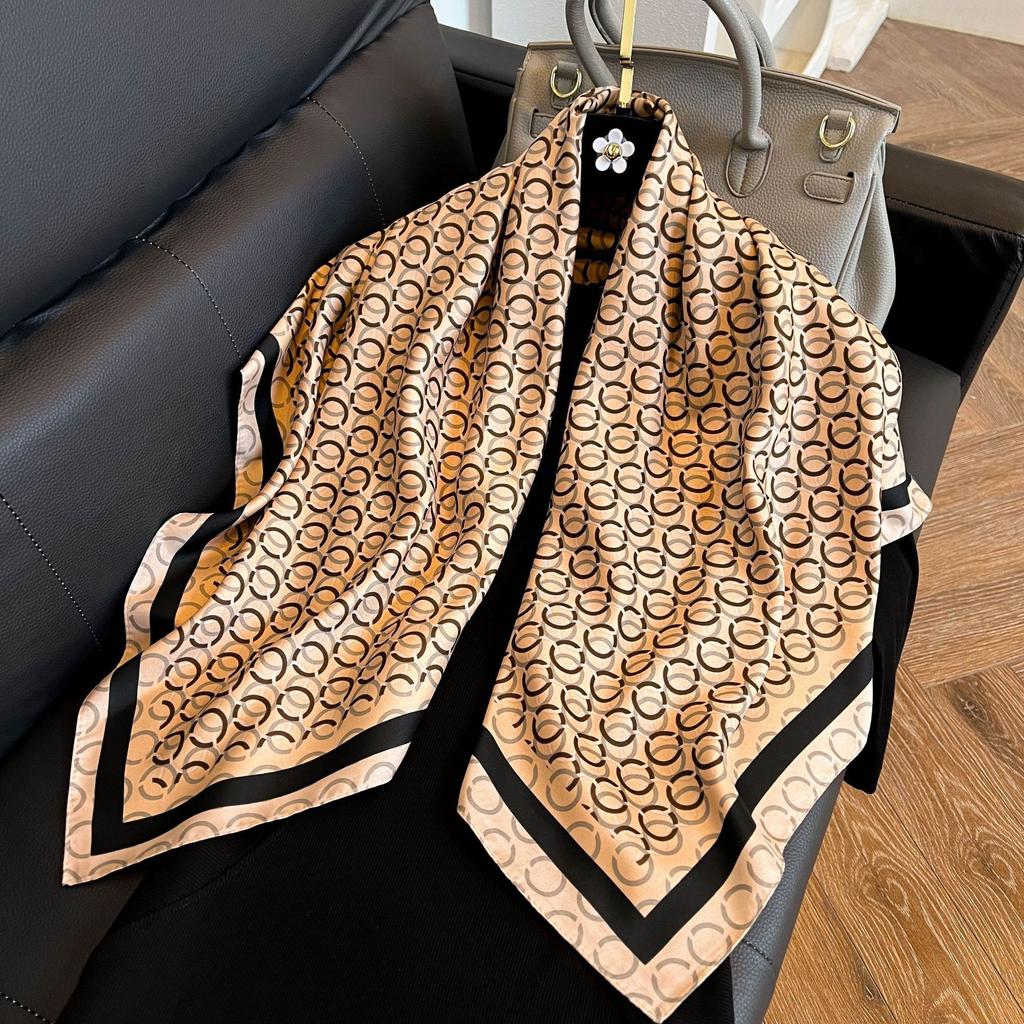 Large square scarf silk scarf women's new versatile spring and autumn winter high-end mother scarf shawl with shirt