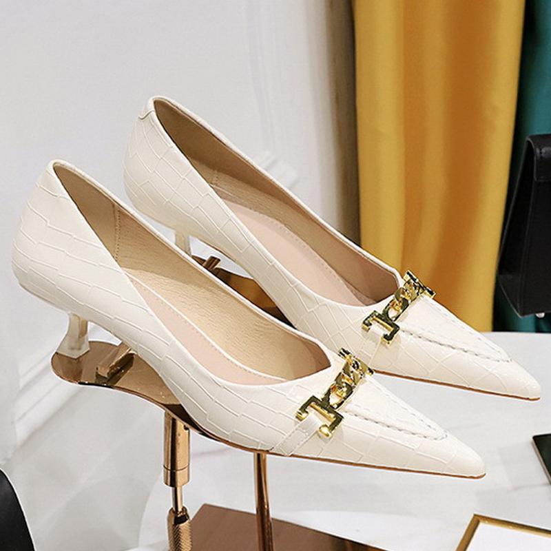 

Туфли Металлическая Цепочка Декорация Женские Туфли-Лодочки Лакированная Кожа Каблук-Рюмочка 4,5 См Женская Обувь Сексуальные Женские Каблуки Офис 40 белый