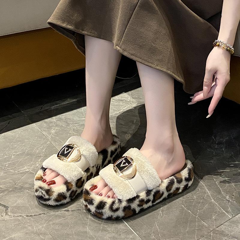 Internet celebrity fashion thick-soled fluffy slippers women wear 2024 autumn and winter new small height-increasing fluffy cotton slippers