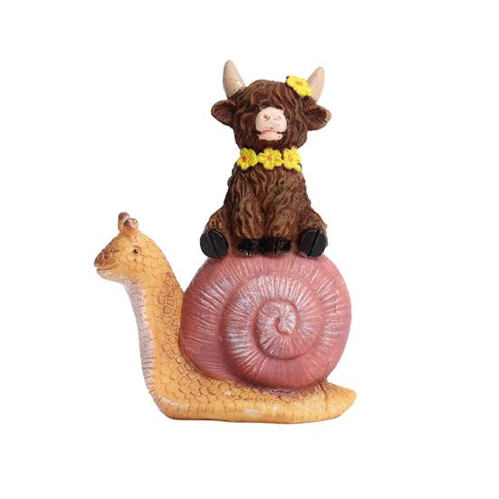 Ogród Figurka Krowy Wyżynnej Żywica Krowa Wyżynna na Grzybie/Ślimaku/Żabie Statua do Dekoracji Patio Balkon Trawnik Podwórko