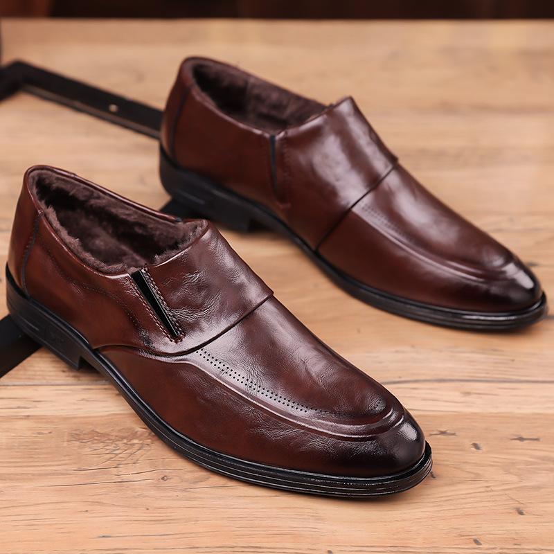 Men's shoes autumn new style men's British business casual leather shoes trend four seasons pointed loafers