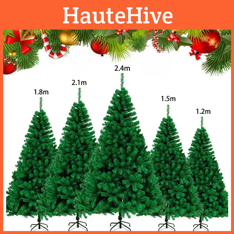 Ohromující umělý zelený PVC vánoční stromek s vánočními ozdobami
