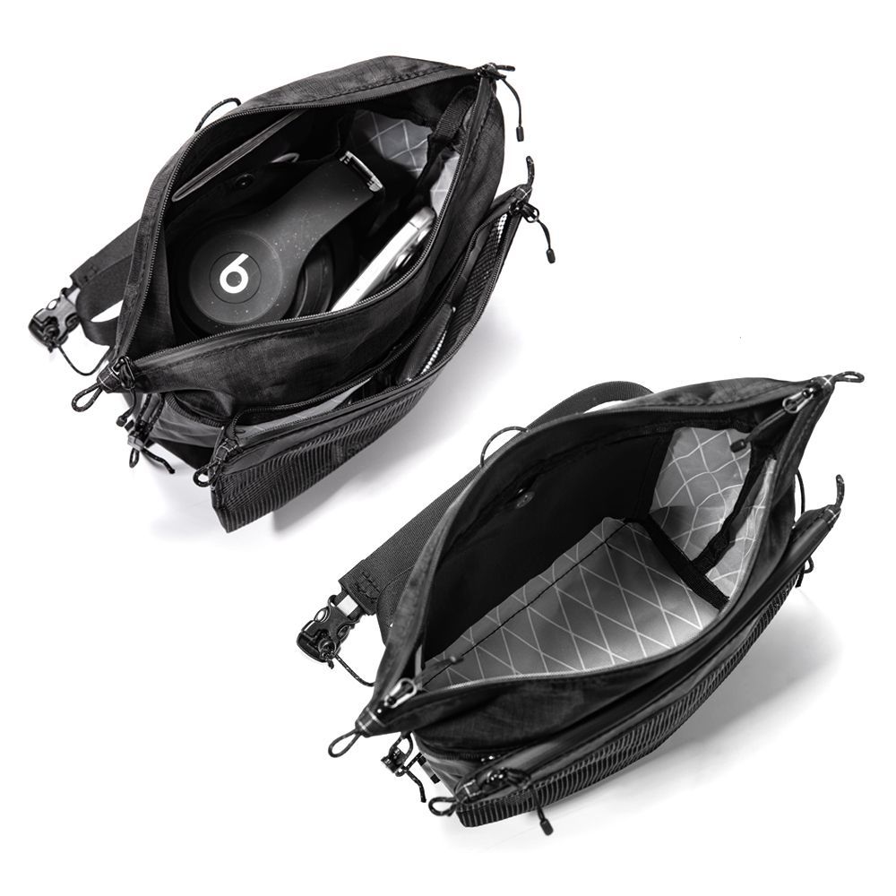 Outdoor leisure waterproof small messenger bag men's lightweight travel camping cycling messenger bag new shoulder bag