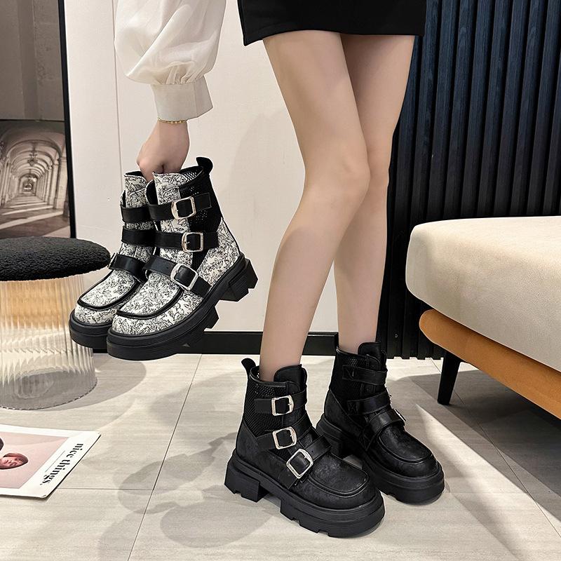 Mesh Hollow Breathable Guochao Fashion Boots Women's 2025 Summer New Canvas Cool Boots Versatile Casual Thick Heel Mesh Boots