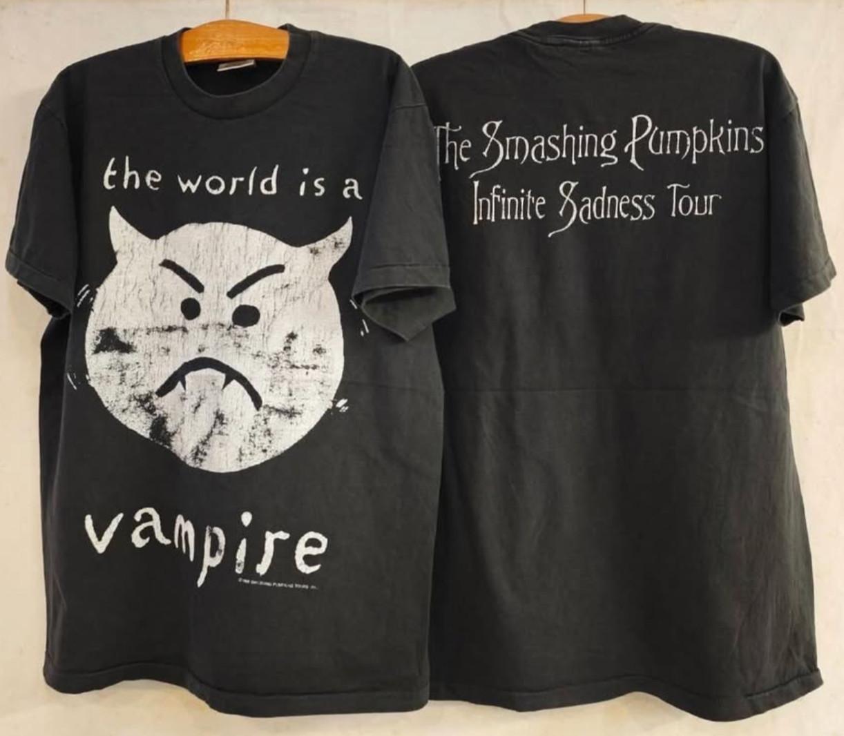 Vintage The Smashing Pumpkins “The World Is A Vampire” Faded Sz.L Shirt REPRINT L