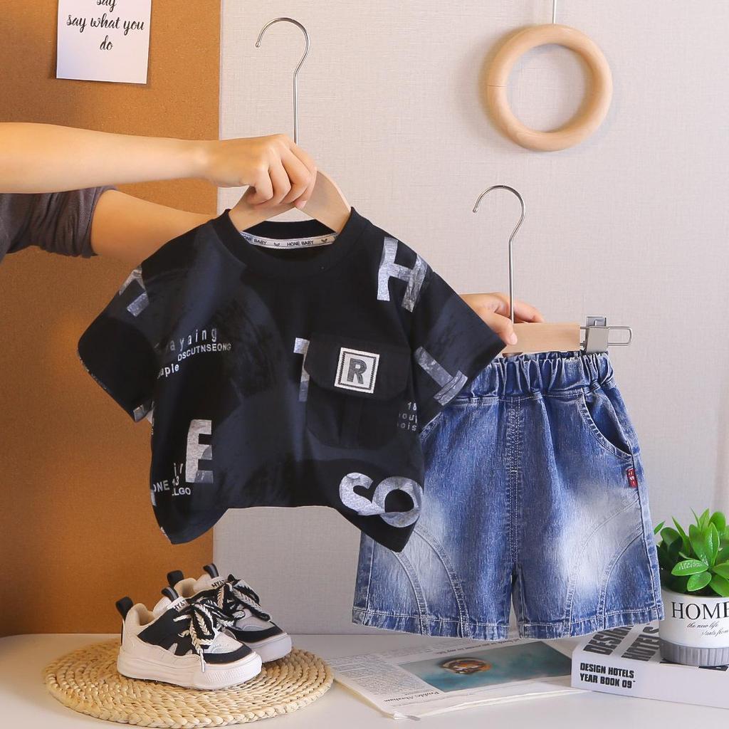 2026 New Boys' Summer Outfit: Stylish Infant Letter Pocket Short Sleeve Two-Piece Set
